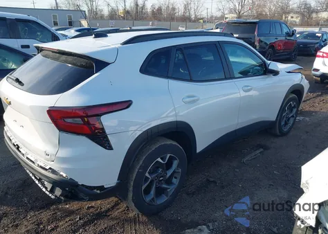 2024 Chevrolet Trax Fwd Lt z USA, uszkodzony, nr VIN KL77LHE26RC081352